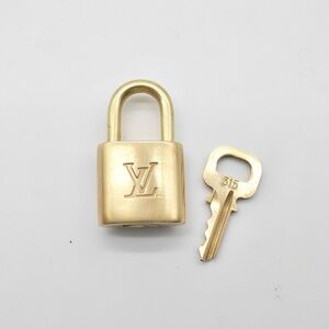 🍓LV Lock and Key #315